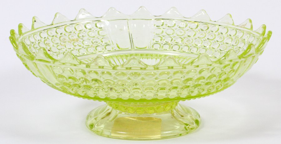 AMERICAN VASELINE GLASS COMPOTE CIRCA 1870 (1 of 2)