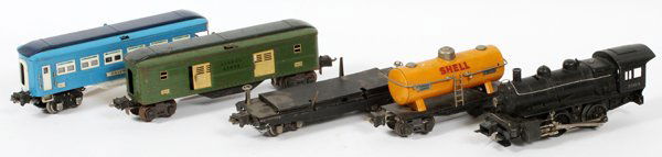 LIONEL PRE-WAR O27 GAUGE FREIGHT TRAIN C1930-40 (1 of 2)