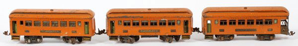 LIONEL LINES O27 PRE-WAR PASSENGER CARS C1932 (1 of 2)