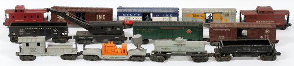 LIONEL O27 GA. FREIGHT CARS POST WAR 13 PCS. (1 of 2)