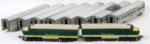 AMT POST-WAR NEW YORK CENTRAL PASSENGER TRAIN (1 of 3)