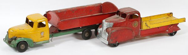 MARX & J.C. TURNER PRESSED METAL MACHINE HAULER (1 of 2)