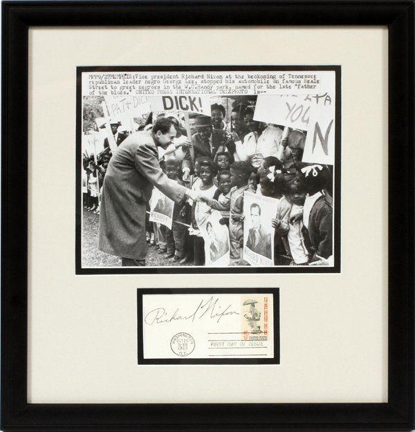 PRESIDENT RICHARD NIXON SIGNED FIRST DAY COVER (1 of 3)