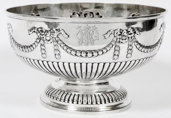 RICHARD WILLIAM ELLIOT LONDON STERLING SILVER BOWL (1 of 3)