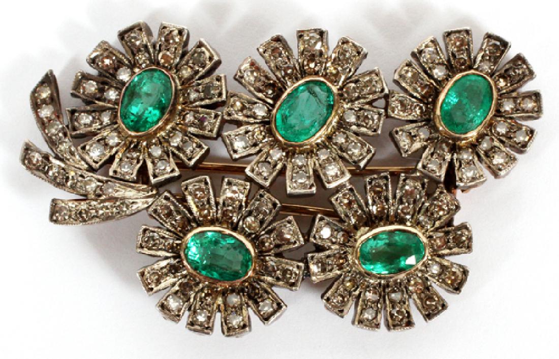 ANTIQUE LADY'S DIAMOND AND EMERALD BROOCH (1 of 2)