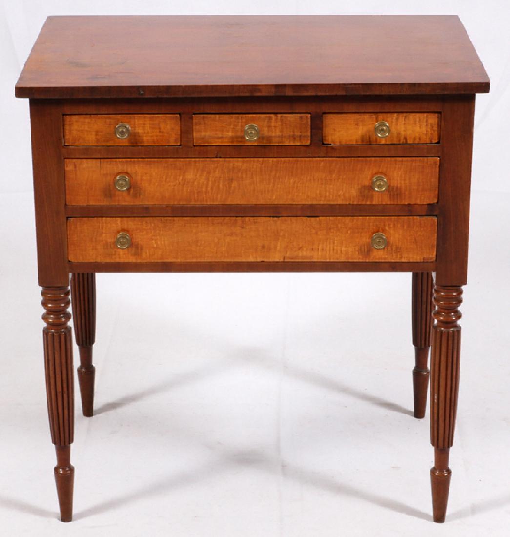 AMERICAN SHERATON MAHOGANY & TIGER MAPLE TABLE (1 of 3)