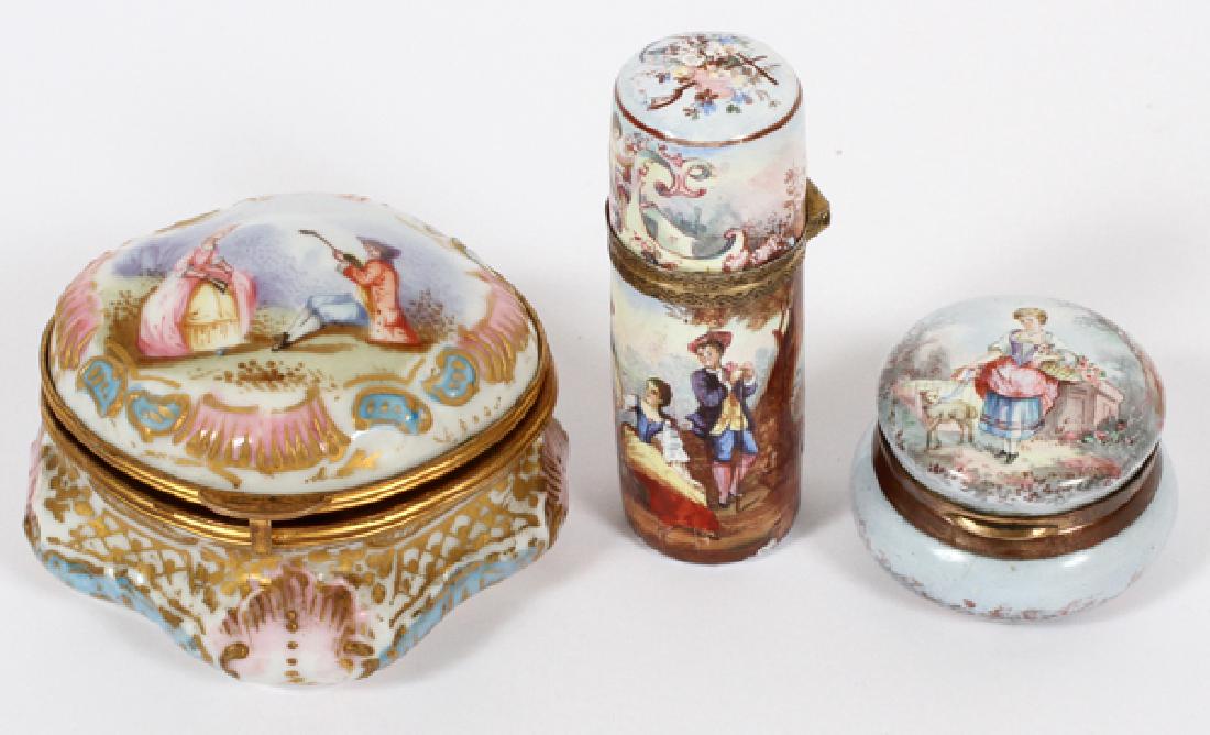 GROUP OF CONTINENTAL ENAMELED POCKET ACCESSORIES (1 of 3)