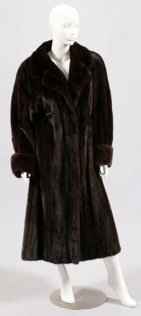 MAHOGANY CANADIAN MINK LARGE SIZE FUR COAT (1 of 2)