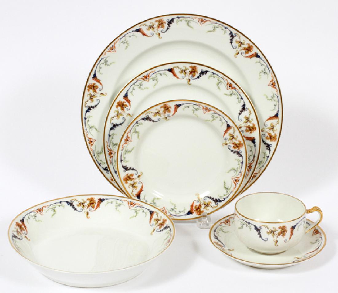 HAVILAND & CO. FOR LIMOGES PORCELAIN SET 49 PIECES (1 of 2)