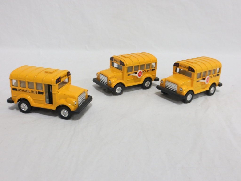 SET OF 3 DIECAST METAL SCHOOL BUSES: Condition: New. Set of 3 Diecast Metal School Buses. Pull back racer and openable door.