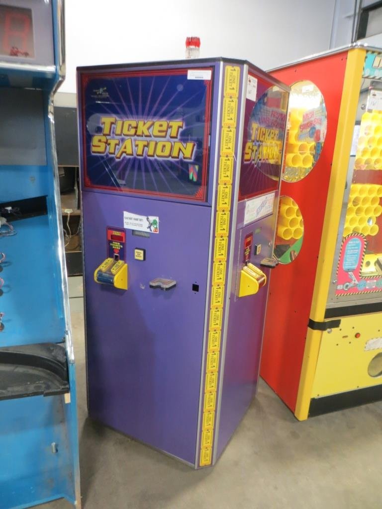 BENCHMARK INC TICKET STATION: Used item. Powers up unless otherwise noted: SHELL ONLY. No internal components