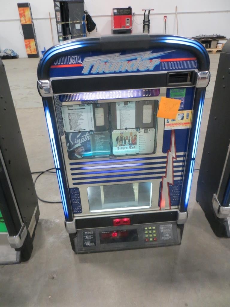 DIGITAL THUNDER CD JUKEBOX: Used item. Powers up unless otherwise noted: Working.