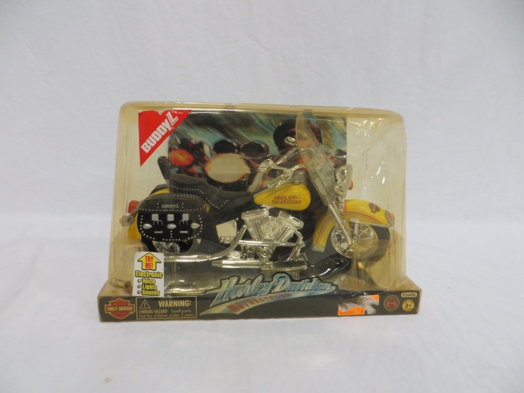 HARLEY DAVIDSON MOTORCYCLE TOY W/ LIGHTS & SOUNDS (1 of 5)