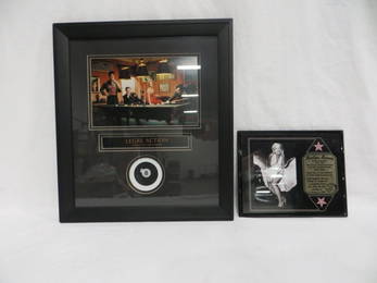 SET OF 2 MARILYN MONROE & FRIENDS FRAMED MEMORABIL