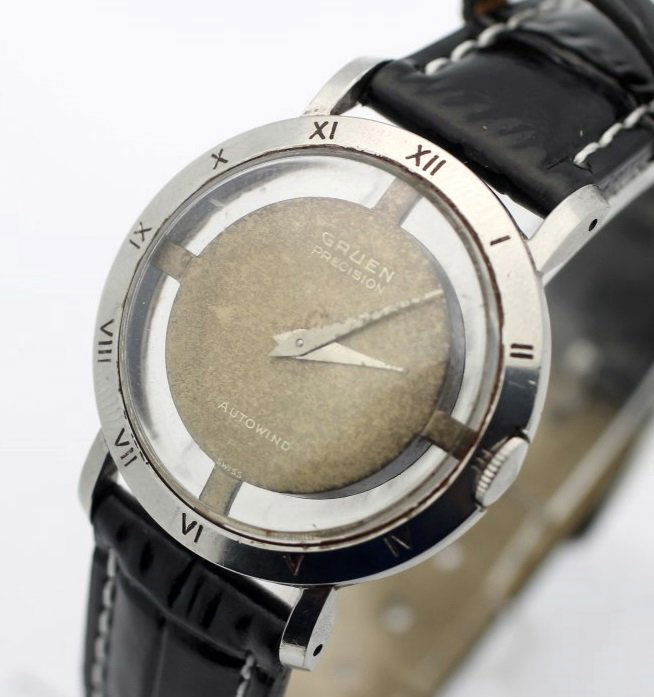 Vintage GRUEN Precision Autowind Men's Dress Watch: Men's Stainless Steel 30mm GRUEN With Leather Strap. Calibre 362 Automatic 17 Jewel Movement. Watch Is Currently In Working ORder. No Buyer's Premium