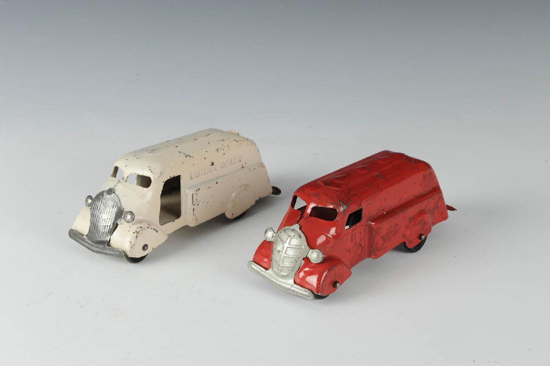 Two Marx Pressed Steel Trucks (1 of 5)