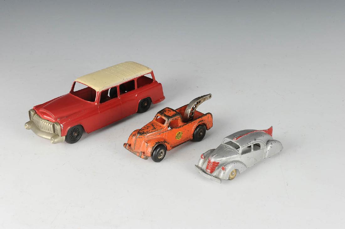 Arcade Cast Iron Wrecker (1 of 3)