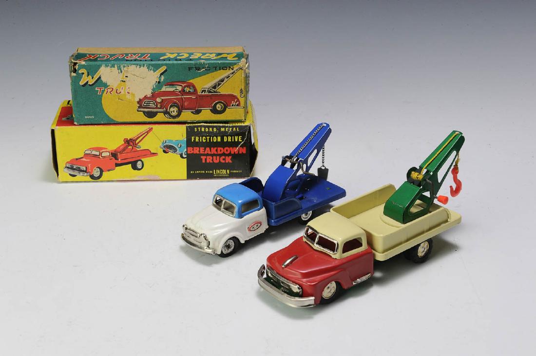 Two Boxed Tin Tow Trucks (1 of 3)