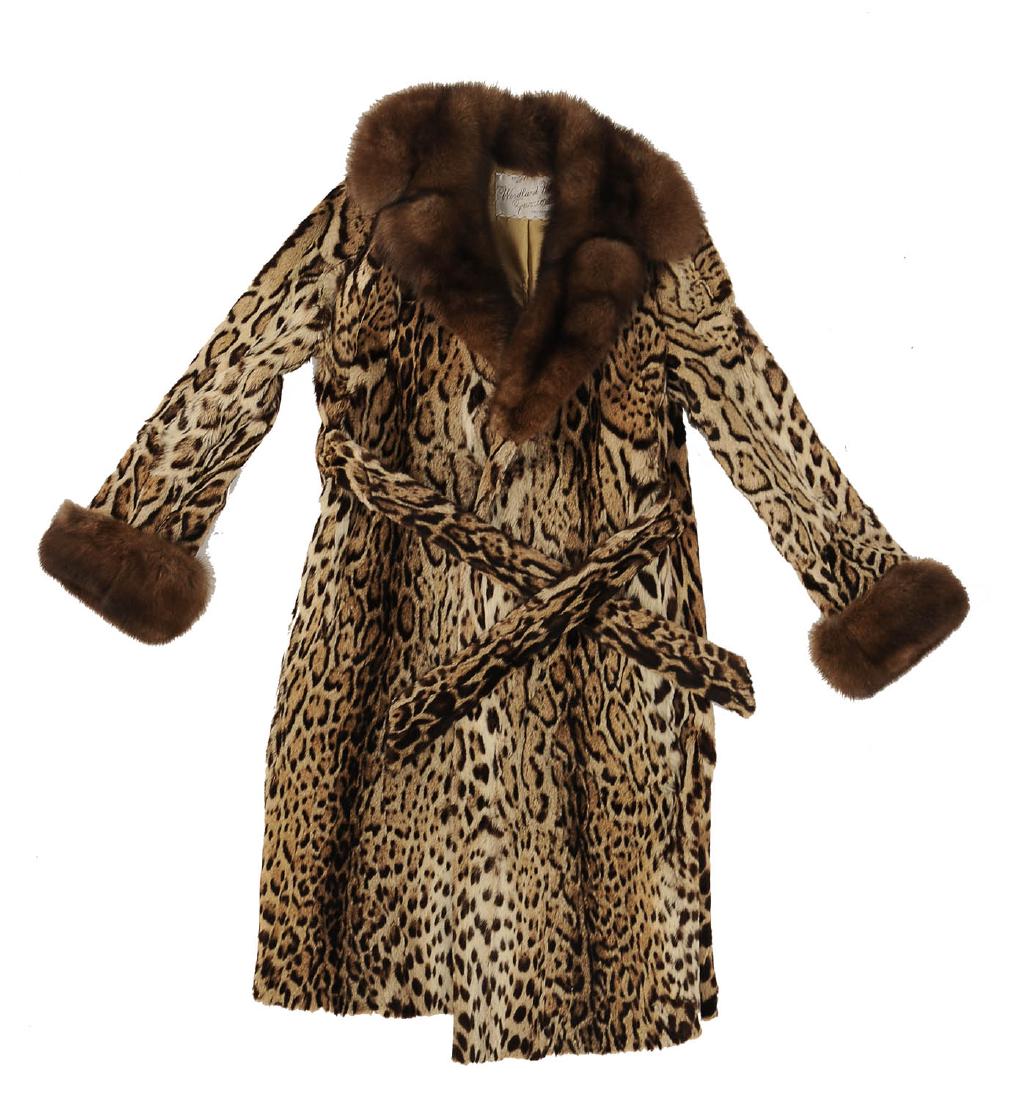 A Jaguar & Russian Sable Coat (1 of 4)