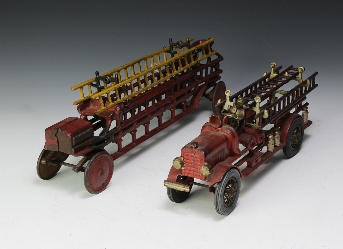 Two Cast Iron Fire Trucks, Hubley (1 of 1)