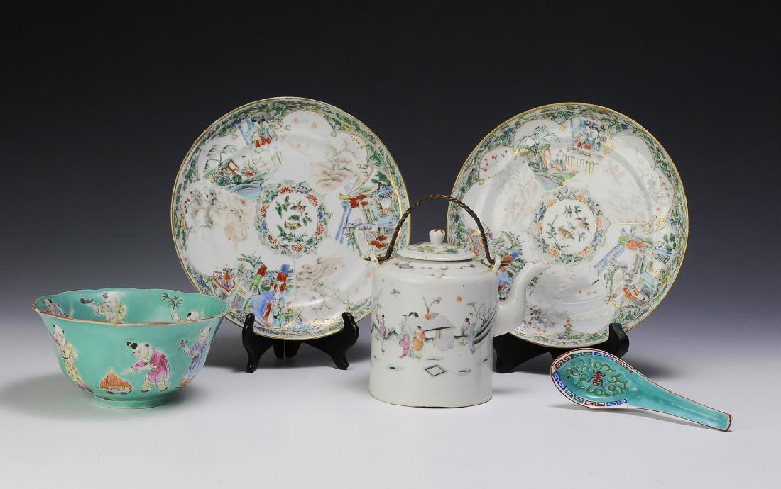 Chinese Teapot & 4 Pieces of Porcelain, 19th - 20th C (1 of 6)