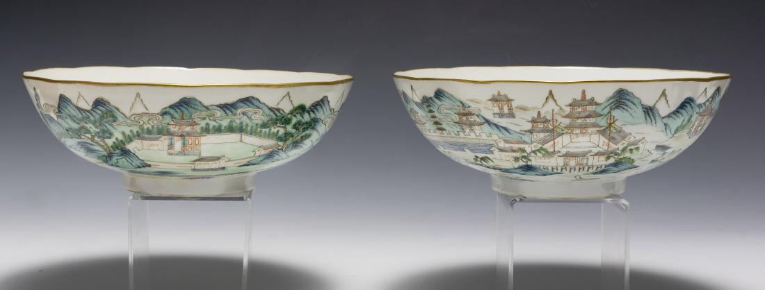 Pair of Large Chinese Bowls, Early 19th Century (1 of 6)