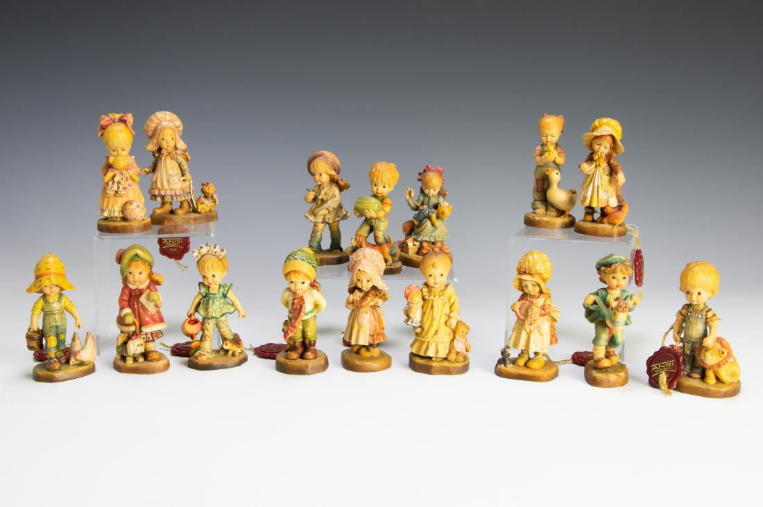 (16) Anri Carved Wood Sarah Kay Figurines (1 of 5)