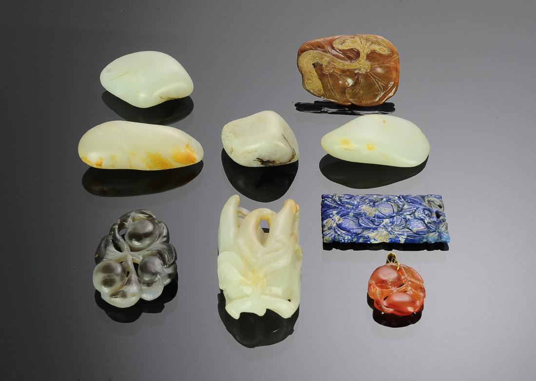 (9) Chinese Stone & Jade Carvings, 18th-19th C. (1 of 17)
