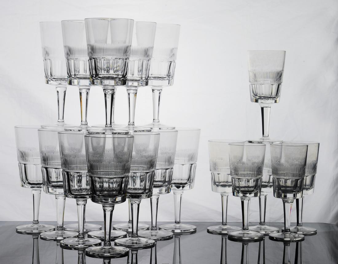 (21) Spode Crystal Stem Ware: Spode pattern SPC1, discontinued. There are six wine glasses and 16 water goblets. Dimensions are: Wine glasses - 6" tall, Water goblets - 6 7/8" tall. All measurements are approximate. Condition: Som