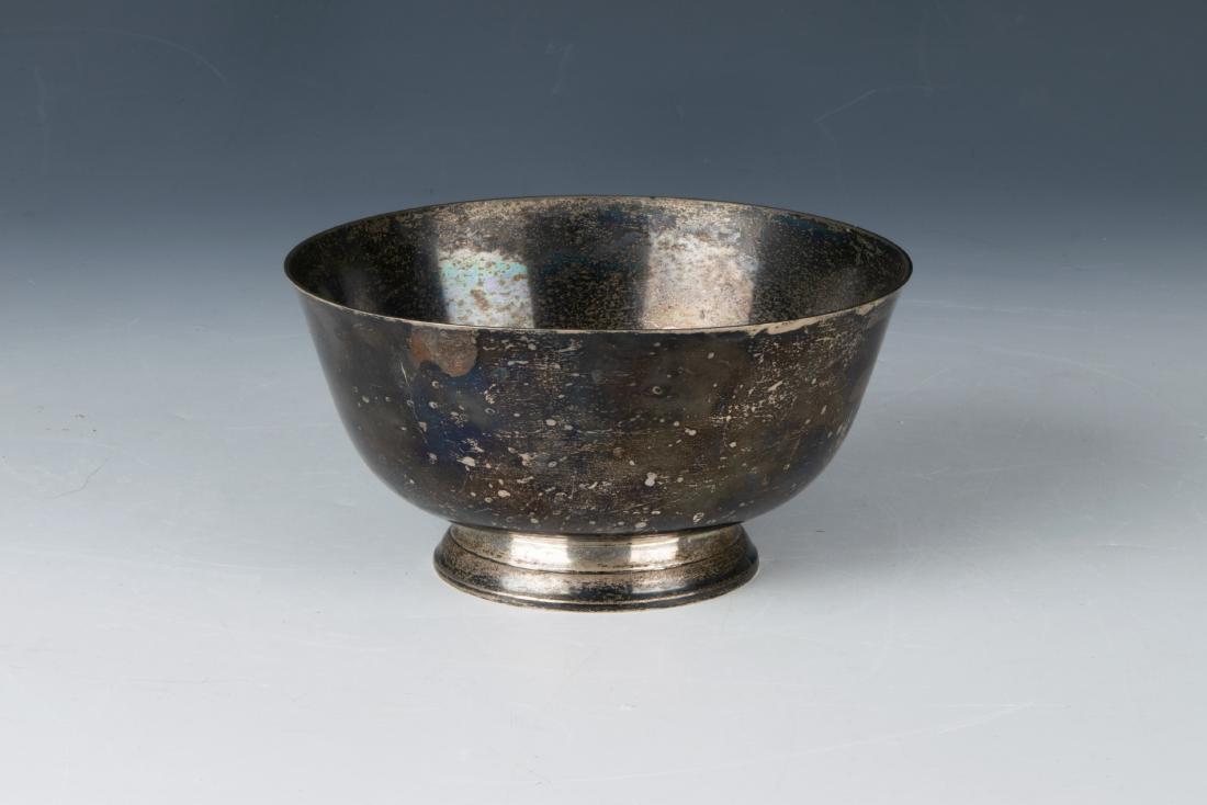 Watson Paul Revere Exemplar Sterling Bowl A999: Watson Paul Revere 'Exemplar' sterling silver bowl, dated 1758, pattern A 999. Dimensions are: 6 1/4 inches diameter X 3 1/4 inches high. All measurements are approximate. Condition: Tarnished.