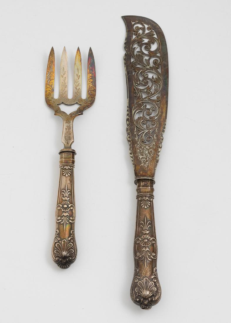 John Gammage Sterling Fork & Knife Fish Servers: John Gammage Sterling Fork & Knife Fish Servers: 19th century hallmarked sterling hollow handles and electroplated fork and knife fish servers by Birmingham silversmith John Gammage. Total weight: 289