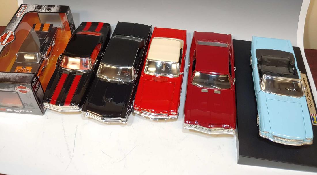 (6) Diecast Muscle & Pony Cars: (6) Diecast Muscle & Pony Cars. Includes: a) 1965 Ford Mustang Revell on base; b) 1964 Ford Mustang Mira; c) 1967 Ford Mustang Harley-Davidson Maisto MIB; d) 1968 Chevy Chevelle SS 2711WH; e) 1967 Che