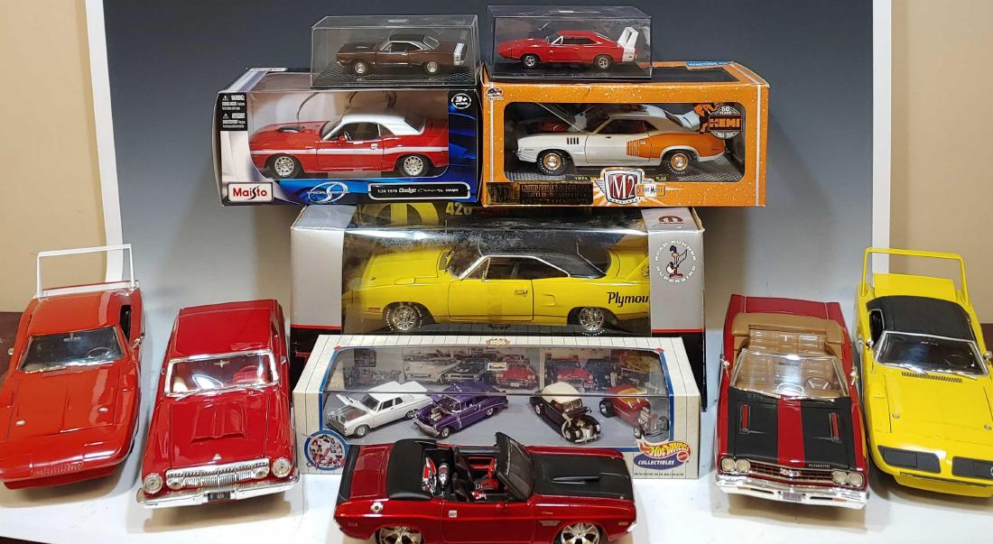 (11) Diecast Mopar & Hot Rod Cars 1:43 - 1:18: (11) Diecast Mopar & Hot Rod Cars 1:43 - 1:18. a) 1969 Plymouth GTX ERTL; b) 1963 Dodge 330 Maisto; c) 1969 Dodge Charger Daytona Universal Hobbies in case; d) 1969 Dodge Super Bee Road Champs in case