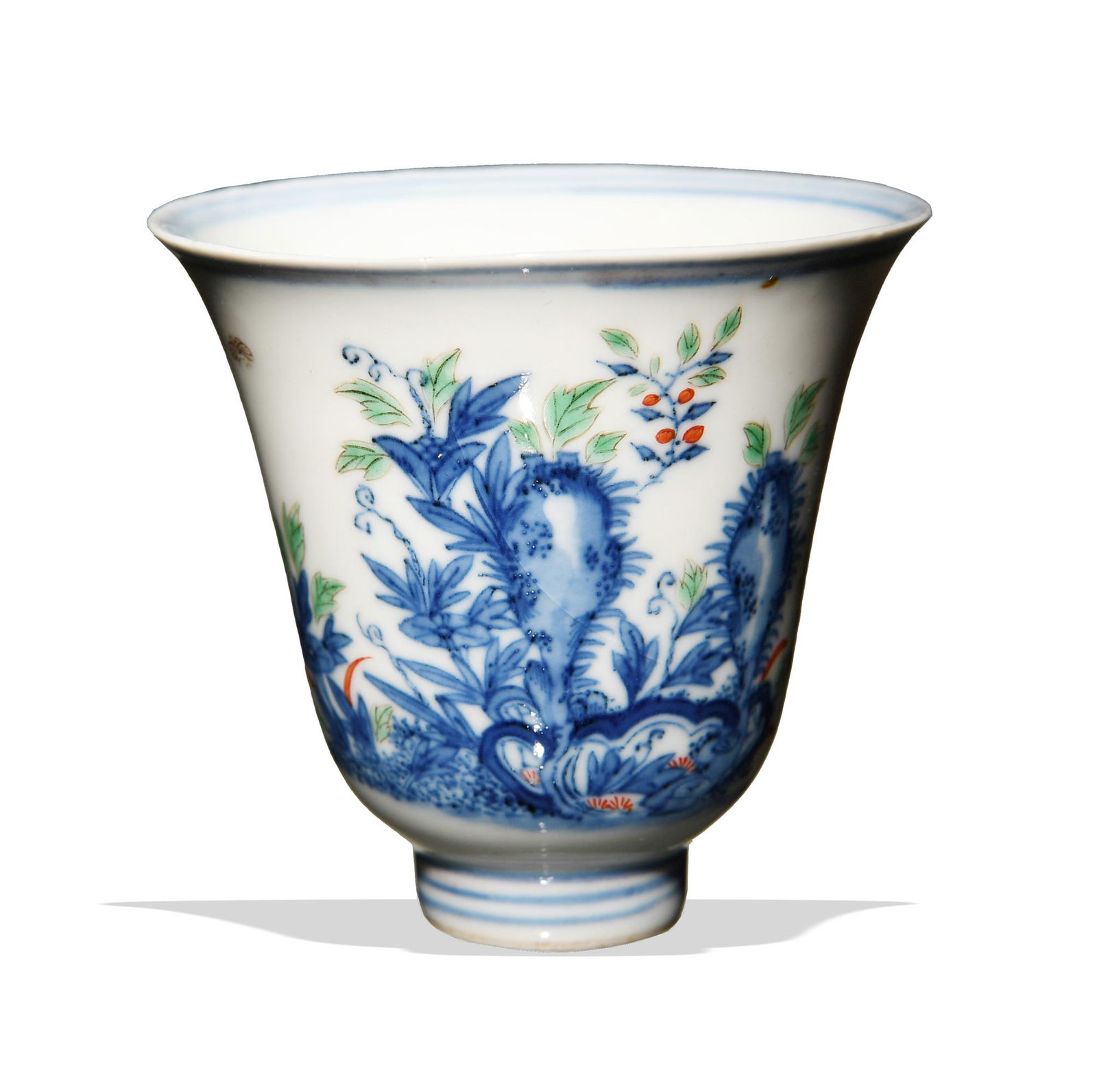 Chinese Wucai with Blue and White Cup, Kangxi (1 of 7)