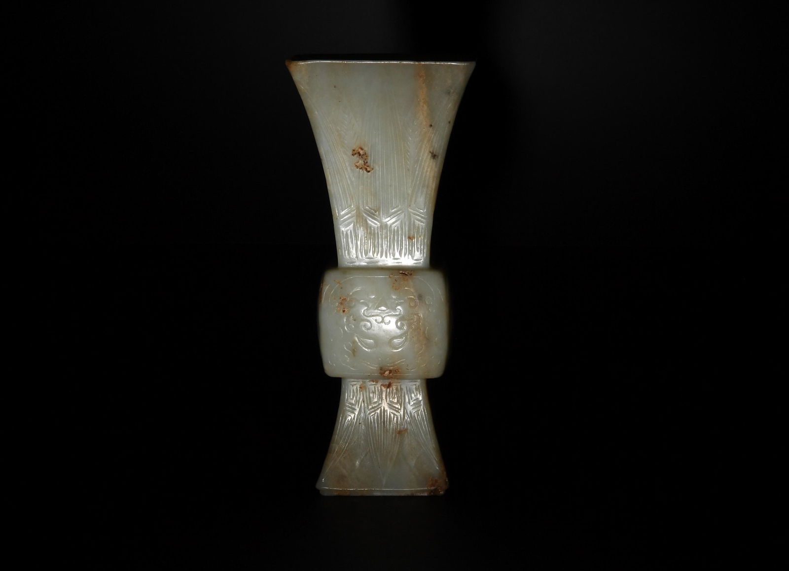 Chinese Gu Shaped Jade Vase, Ming (1 of 6)
