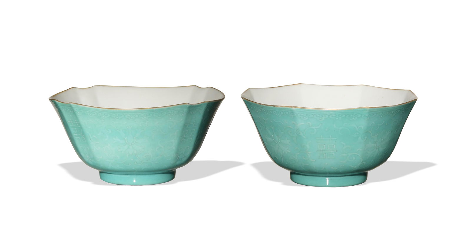 Pair of Chinese Turquoise Glazed Bowls, Daoguang (1 of 12)