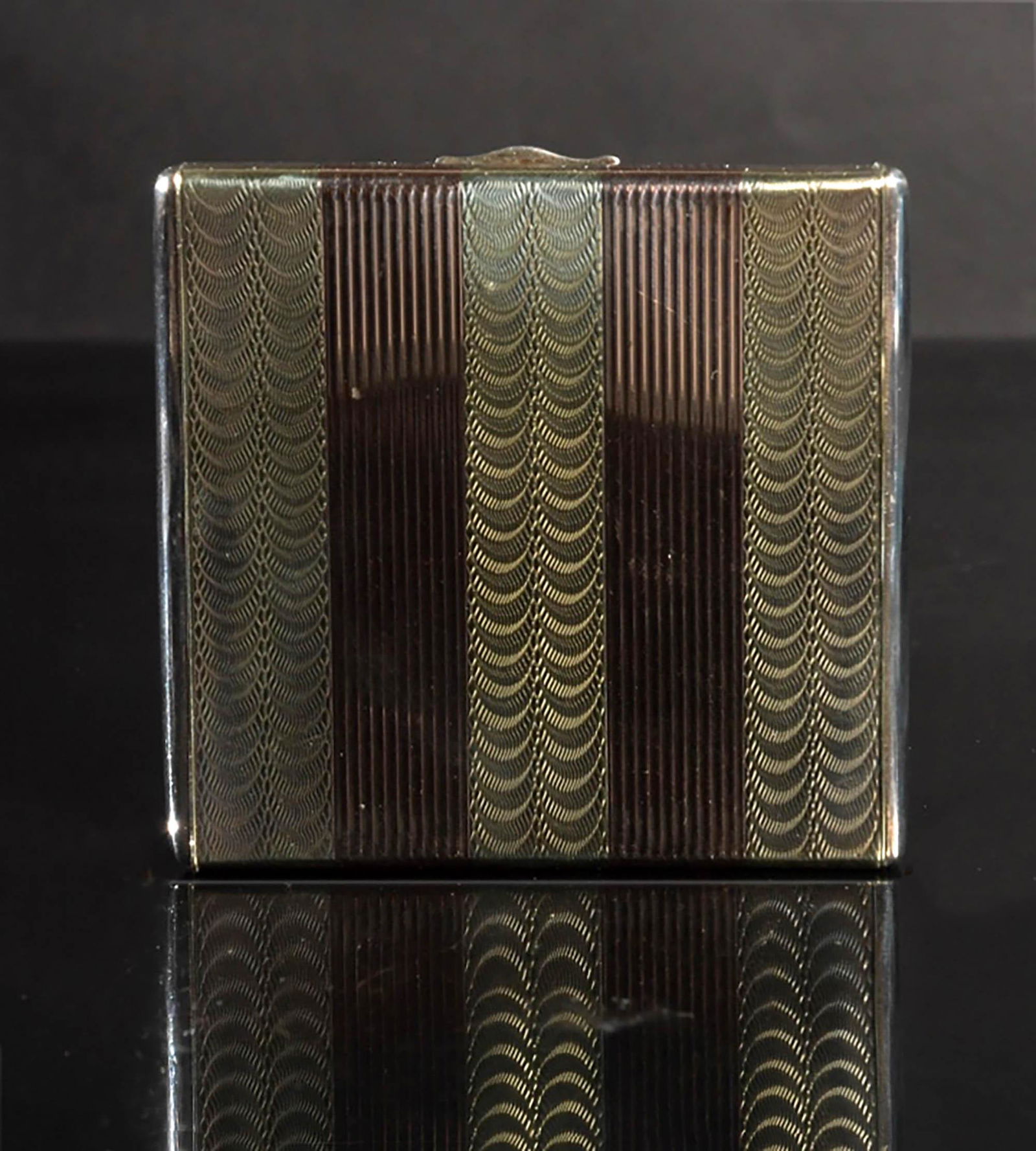 14K Gold and Sterling Art Deco Compact, Cartier (1 of 5)