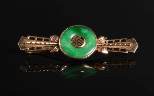 14K Gold and Jadeite Scarf Clip: 14K gold clip has a bamboo and leaf design with fu character inside bi disc shape jadeite inset. Maker mark is T.Y.L.K. Dimensions are: Weight, 6 grams (.19 ozt.). 2 inches long, 50.8 cm. All