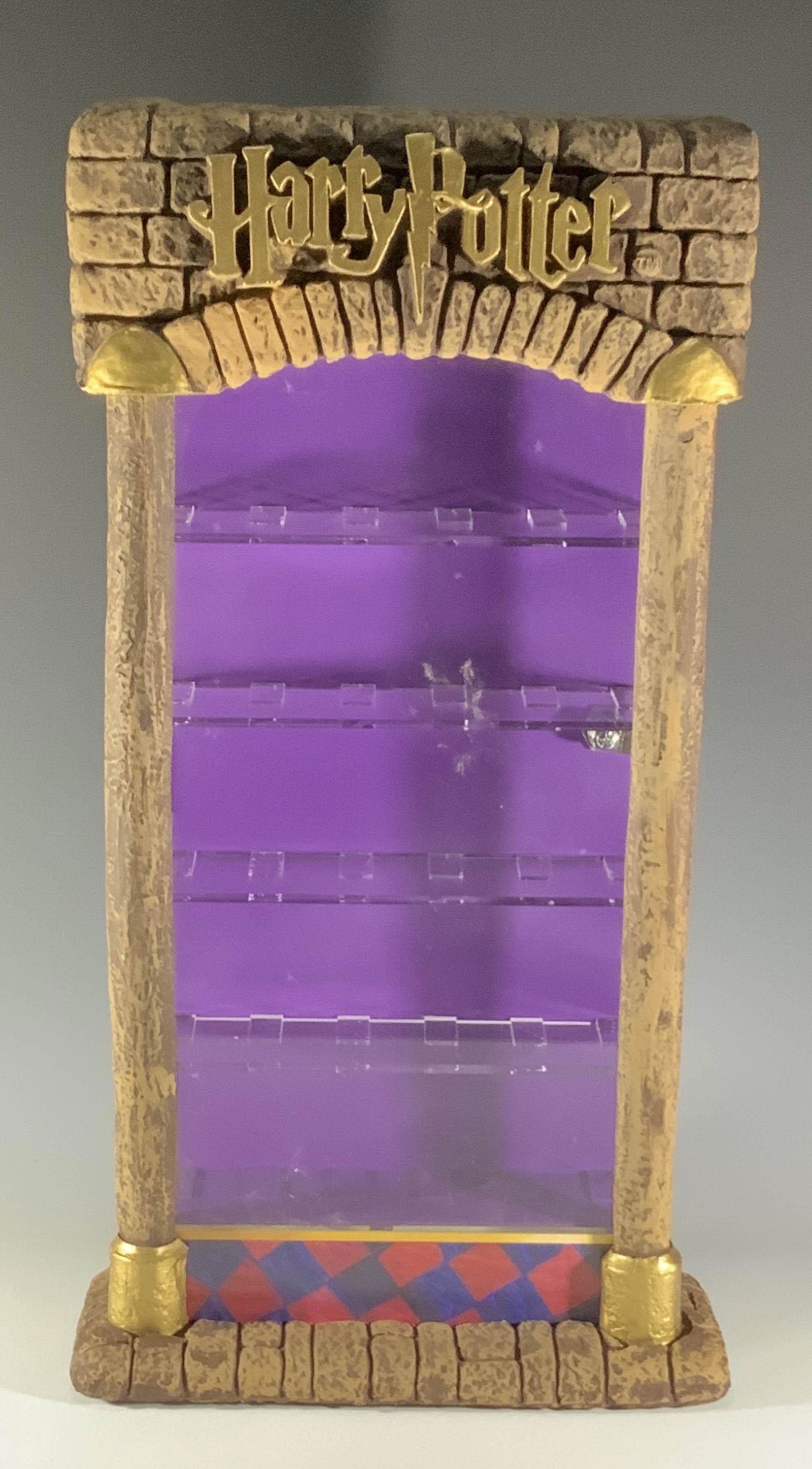 Harry Potter Warner Bros. Counter Top Display Case (1 of 5)