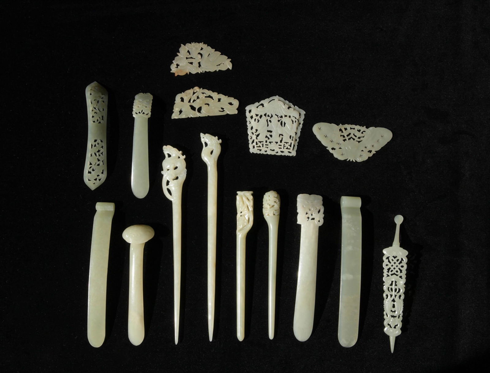 Group of 15 Chinese Jade Accessories, Ming/Qing (1 of 6)