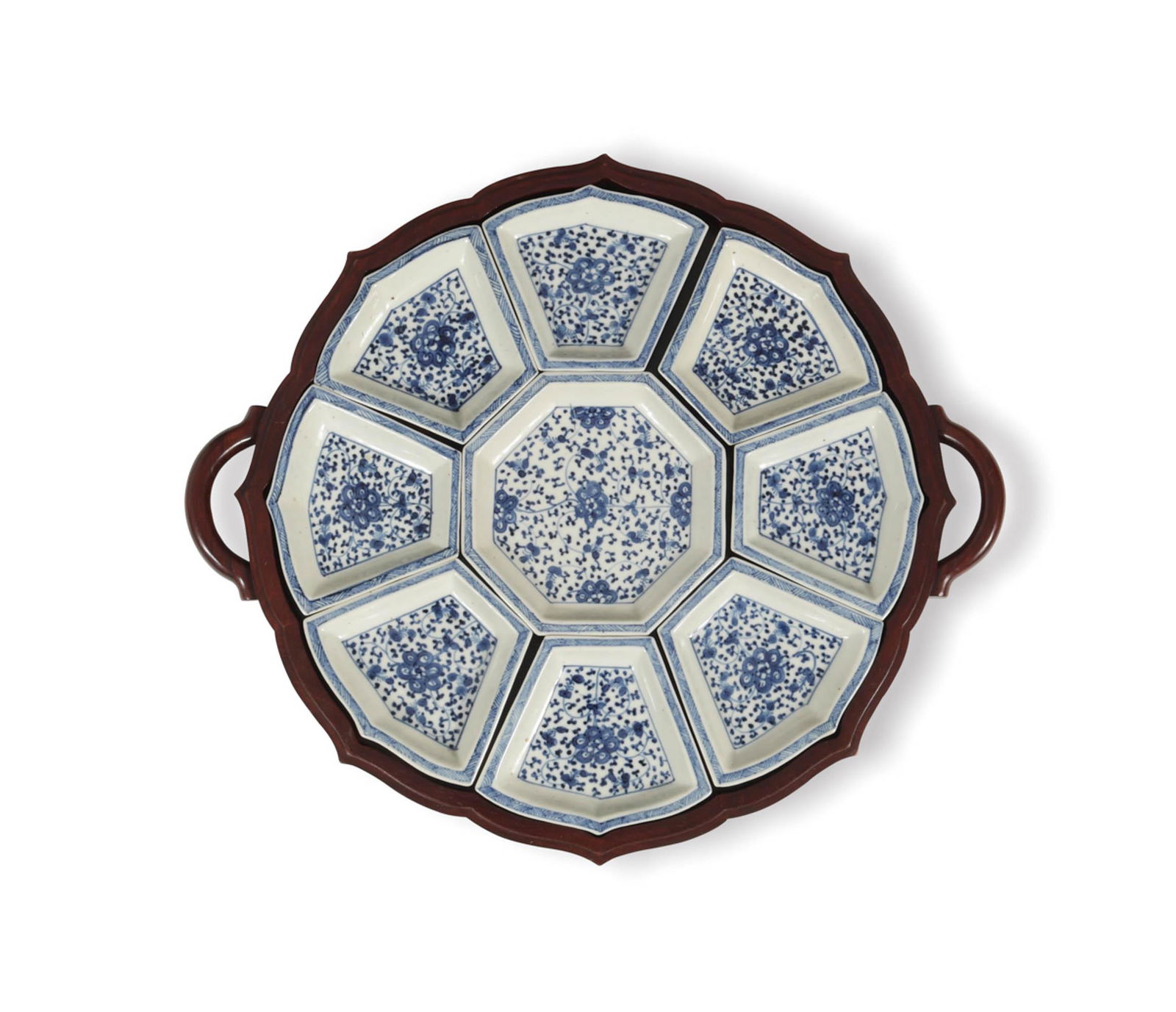 Set of Chinese BandW Sectional Dishes, 18/Early 19th (1 of 6)