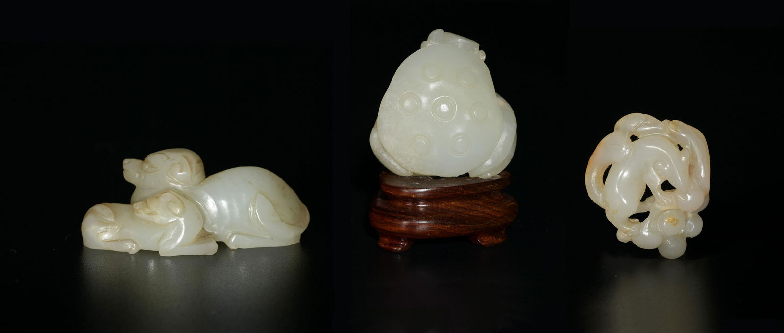 3 Chinese White Jade Toggles, 18-19th Century (1 of 12)