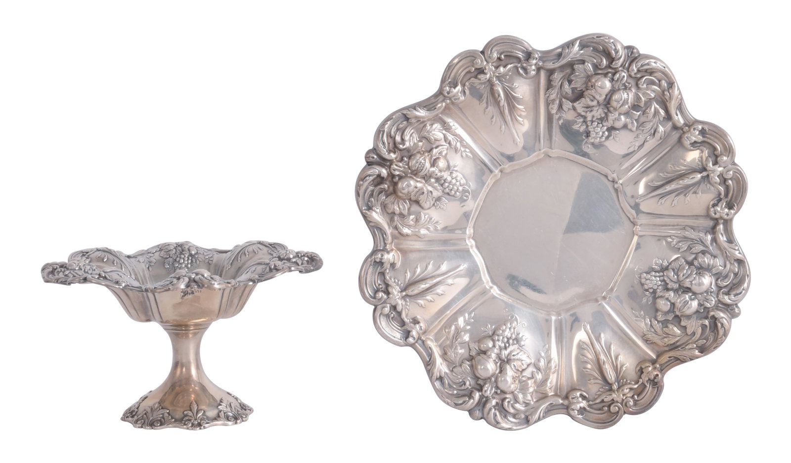 Reed and Barton Francis I Sterling Compote and Platter: A group of two pieces of Reed and Barton Francis I sterling silver including a compote X568 with the date mark 1950 and a platter X569 with the date mark 1953. Both pieces feature intricate motifs of 