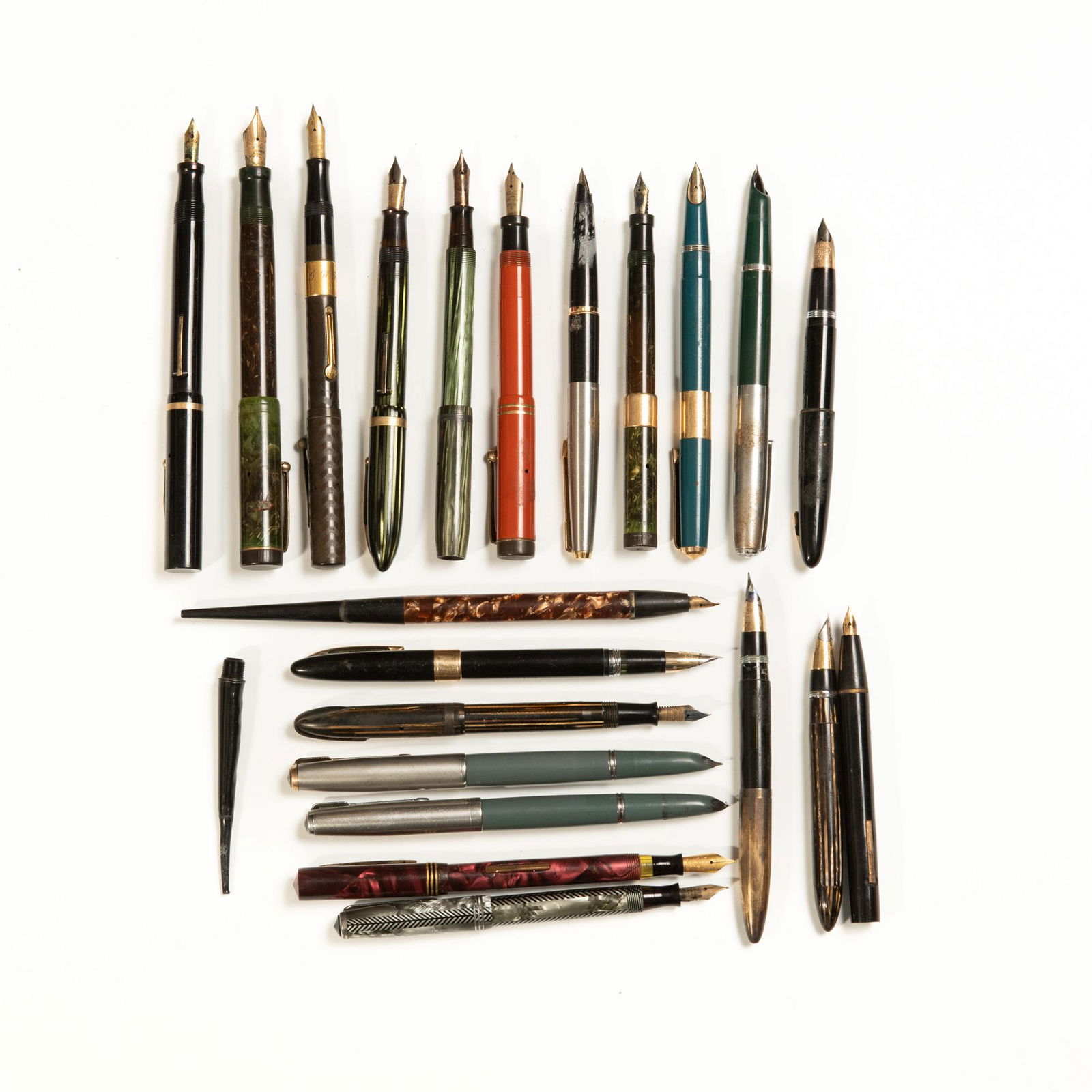 Pens from: Parker, Waltham, Pilot, Scheaffer's, Waterman.    Dimensions are Sizes vary, Largest L: 7 (1 of 3)
