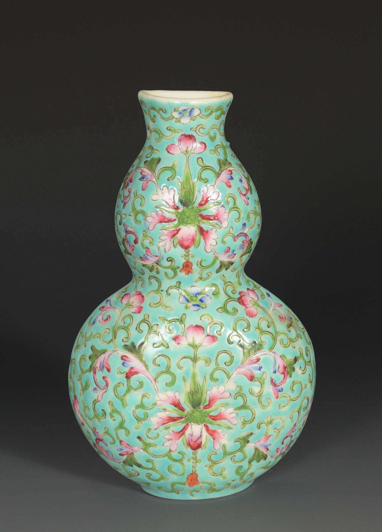 Chinese Green Ground Hulu Wall Vase,Republic (1 of 6)