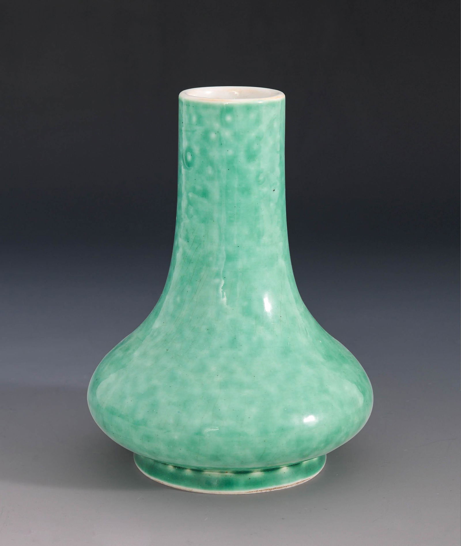 Chinese Green Glazed Vase, 19th Century (1 of 7)