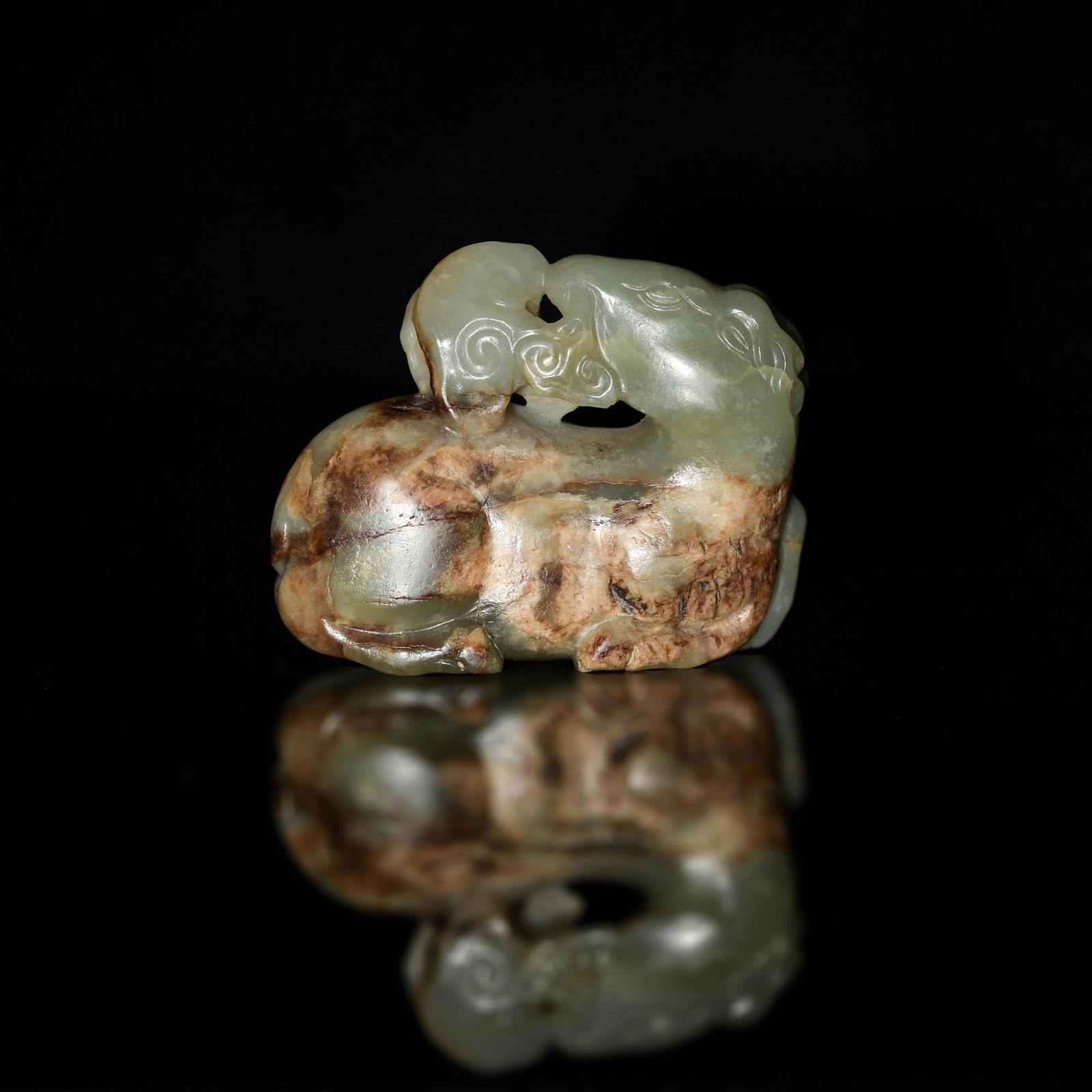 A Chinese jade carved deer, Ming dynasty (1 of 6)