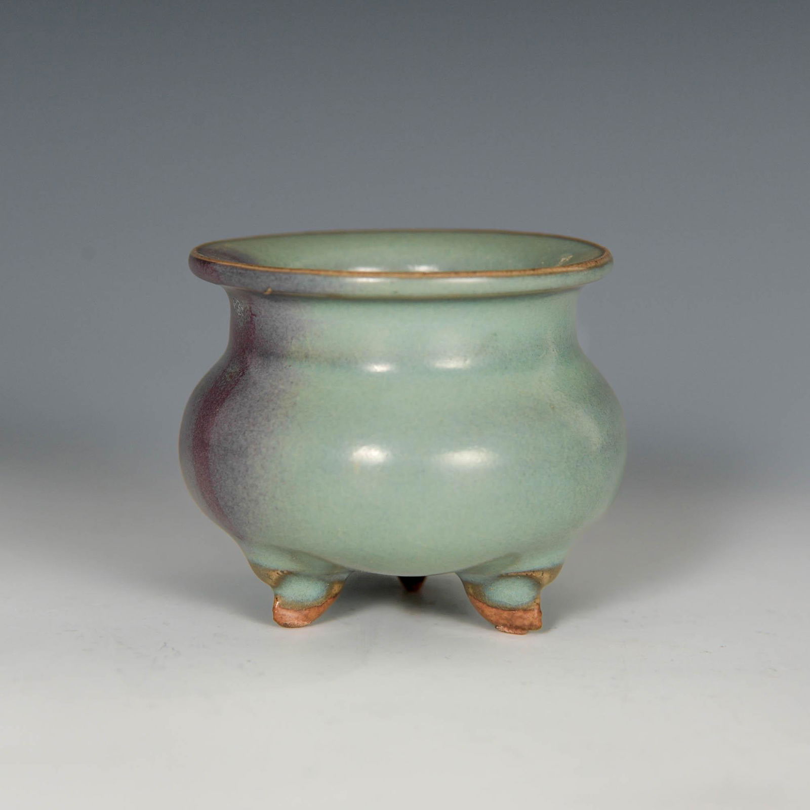 A Chinese tripod Jun-glazed censer, Song/Yuan dynasty (1 of 6)
