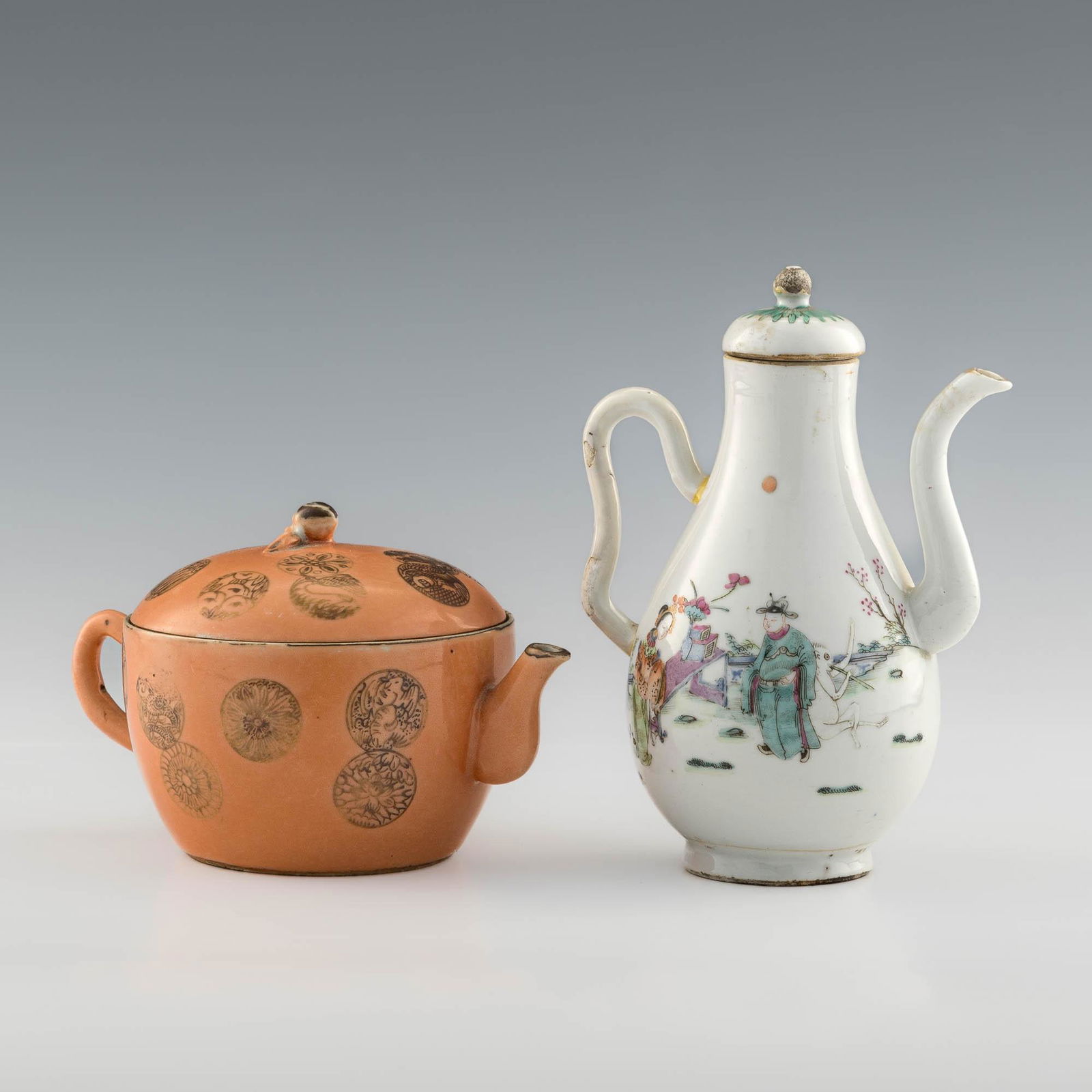 Two Chinese porcelain teapots, late 19th century (1 of 12)