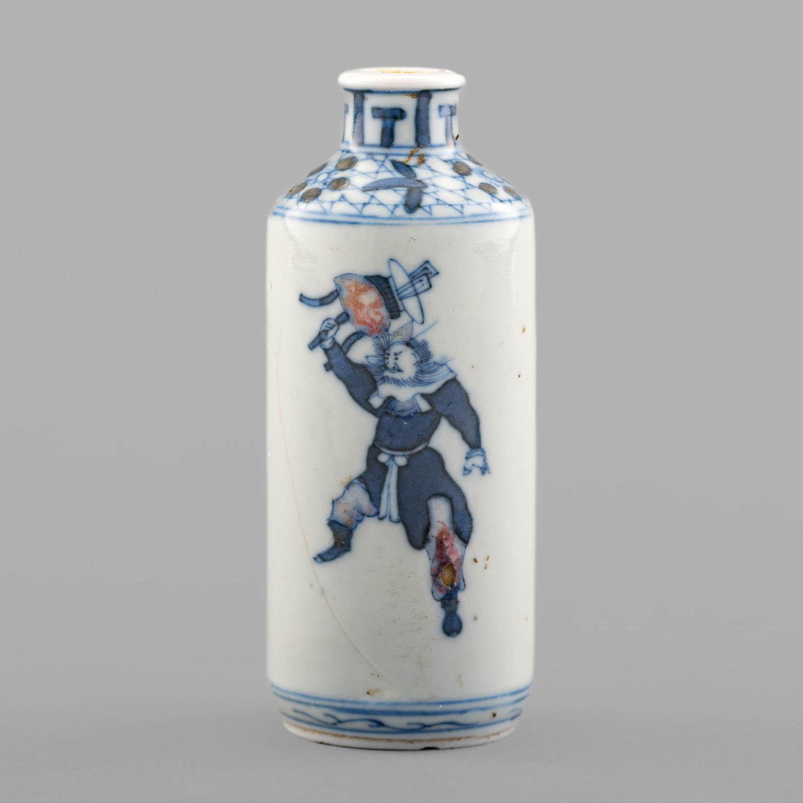 A Chinese underglaze blue and red snuff bottle, 19th century (1 of 9)